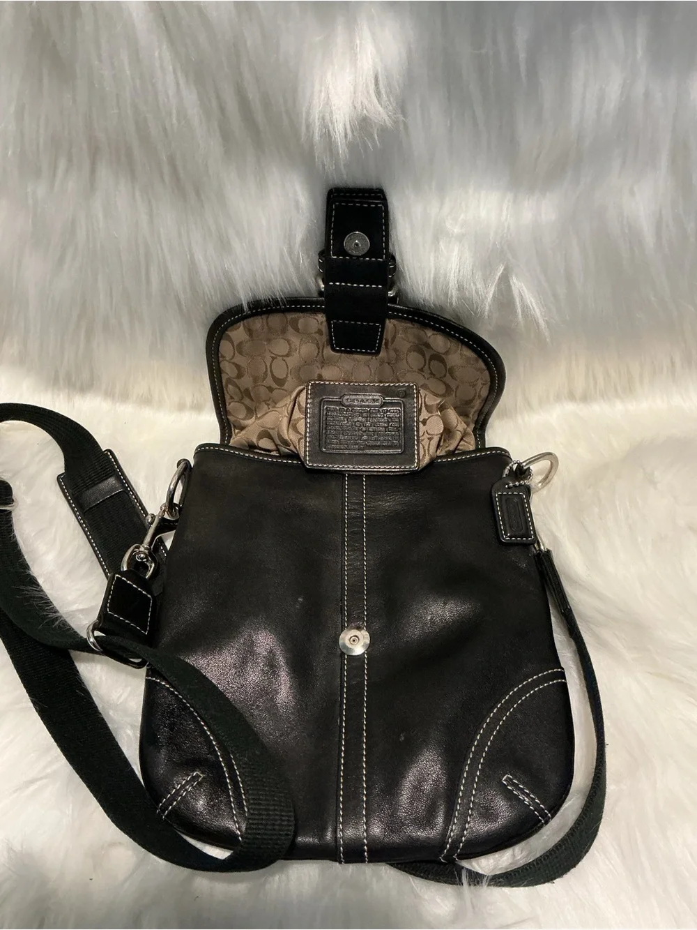 Vintage Coach Black Leather Soho Buckle Flap Crossbody Bag